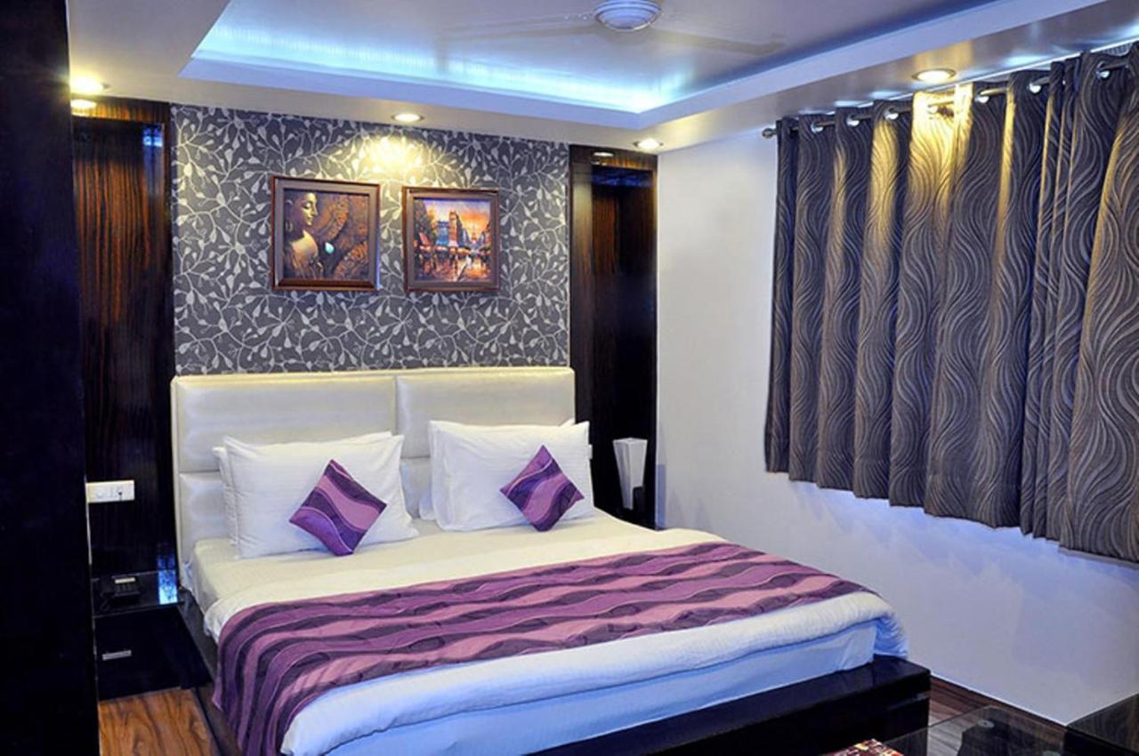Hotel Elegance Nueva Delhi Exterior foto