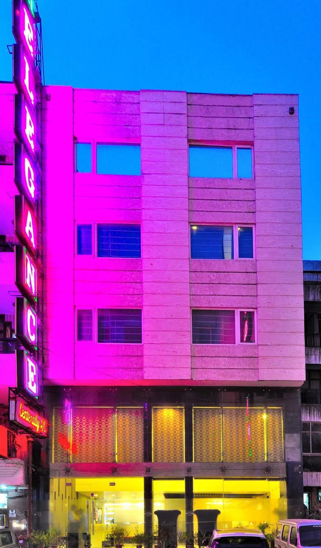 Hotel Elegance Nueva Delhi Exterior foto